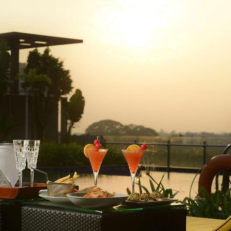 Radisson Blu Hotel Guwahati Eksteriør billede