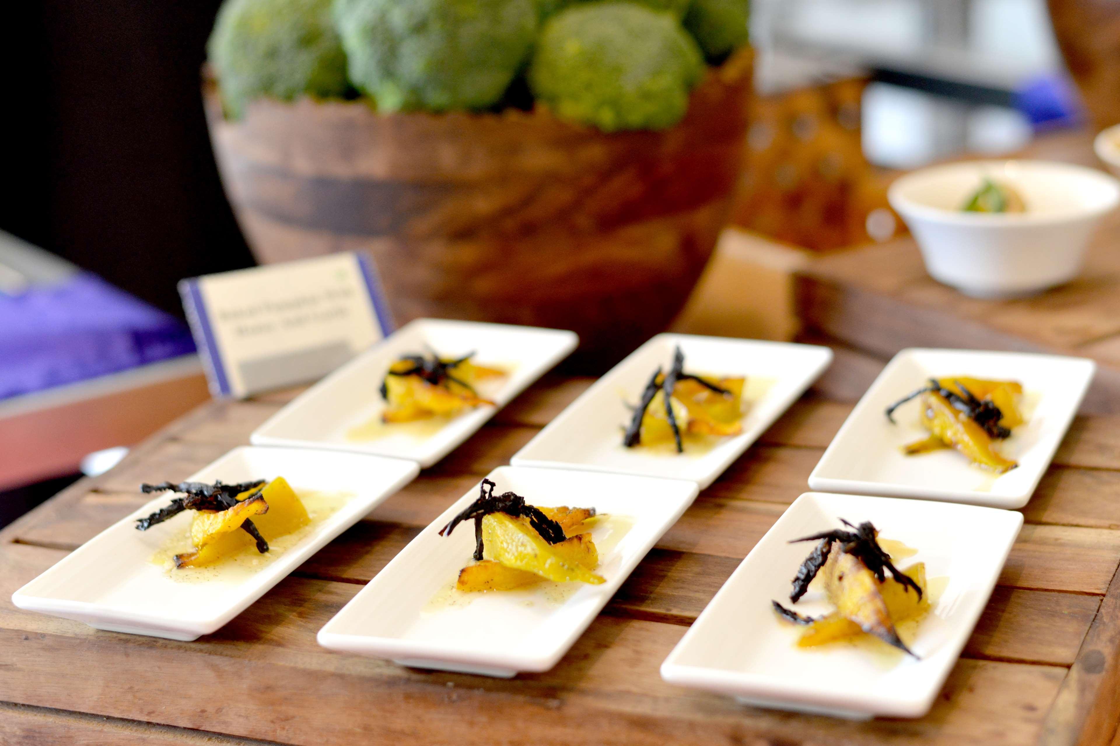 Radisson Blu Hotel Guwahati Eksteriør billede A plate of canapés