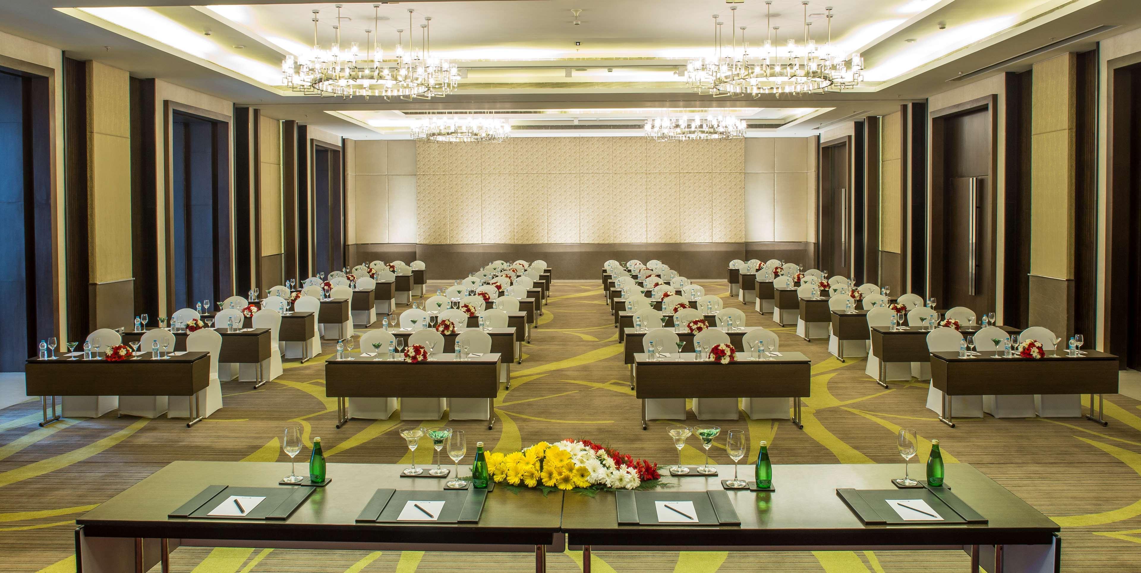 Radisson Blu Hotel Guwahati Eksteriør billede The ballroom
