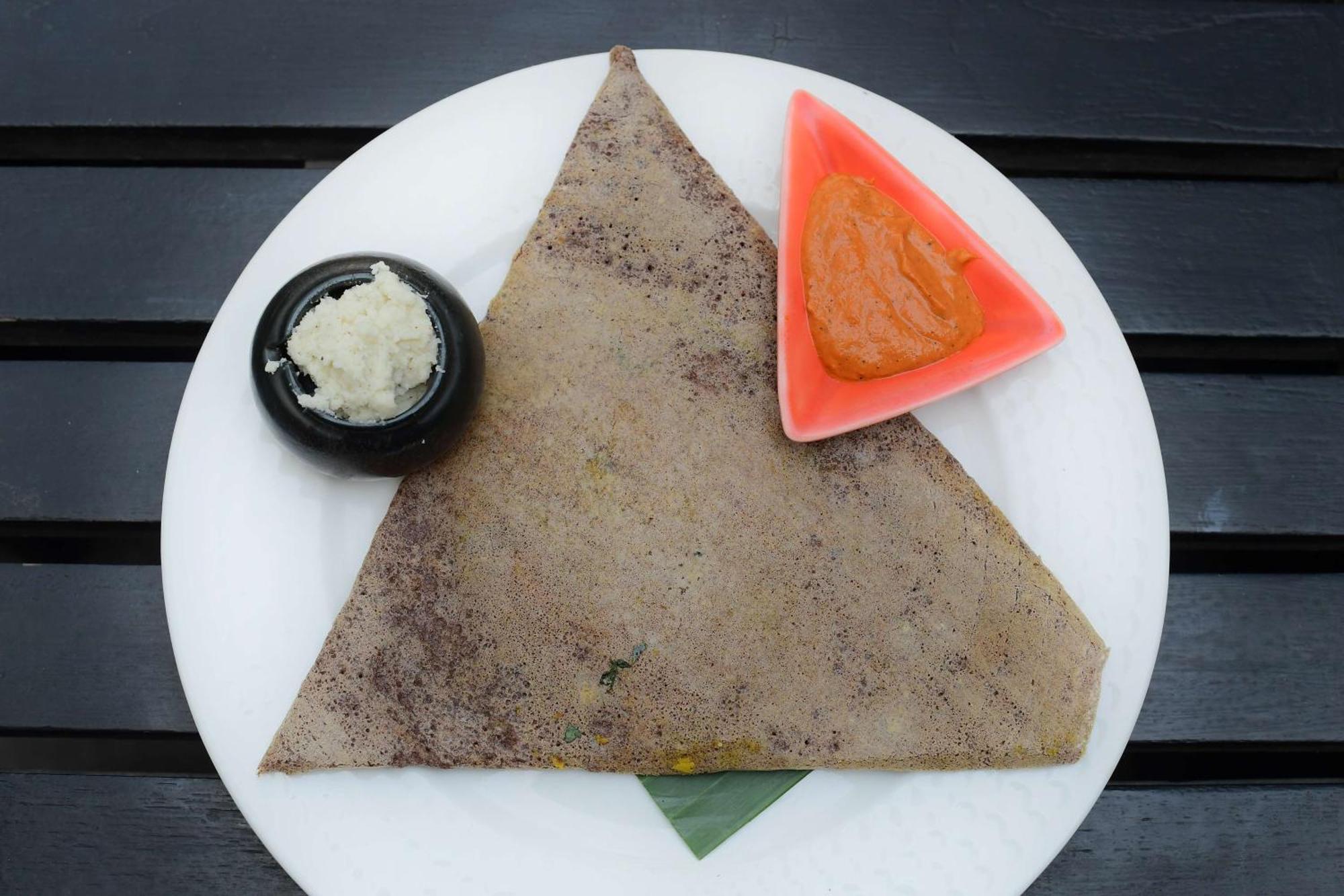 Radisson Blu Hotel Guwahati Eksteriør billede Ragi dosa