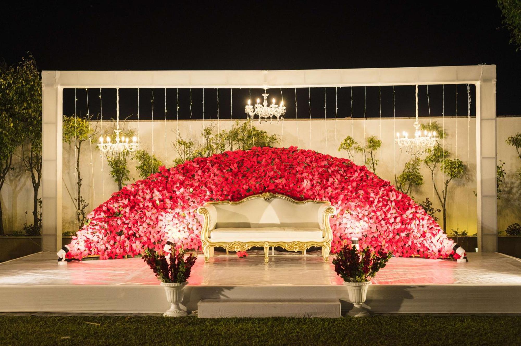 Radisson Blu Hotel Guwahati Eksteriør billede A wedding stage in India